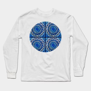 Persian Blue and Indigo Moroccan Pattern (Decorative Border) Long Sleeve T-Shirt